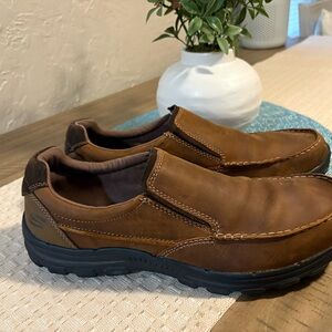 Skechers Men's Brown Leather Slip-On Moc Toe Loafers